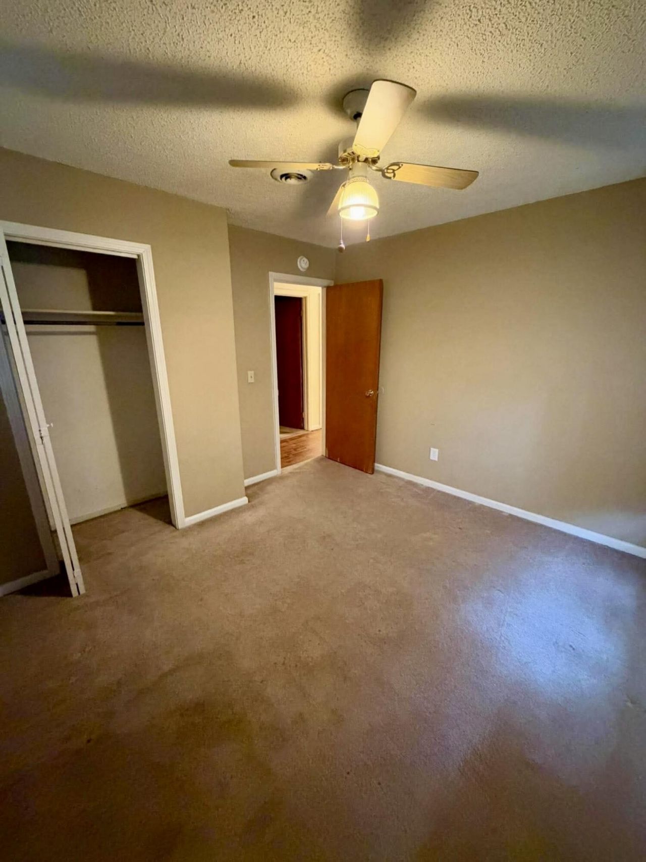 135 Parkwood Drive Photo 20