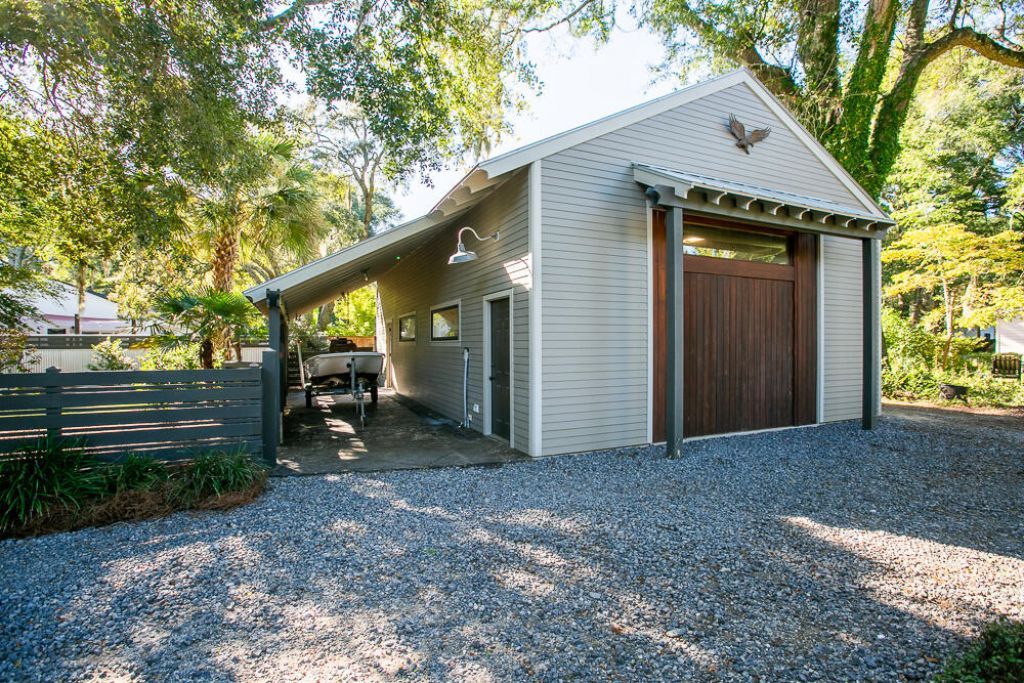 247 Riverland Drive Photo 4