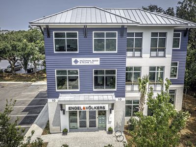 10 Shem Drive , Unit 100-D, Mount Pleasant, SC 29464