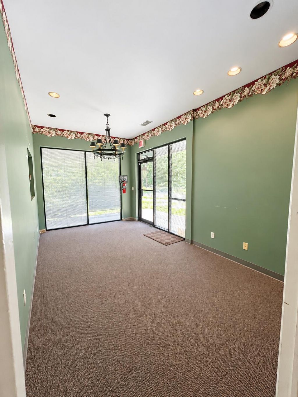 5099 Enterprise Drive  Photo 7