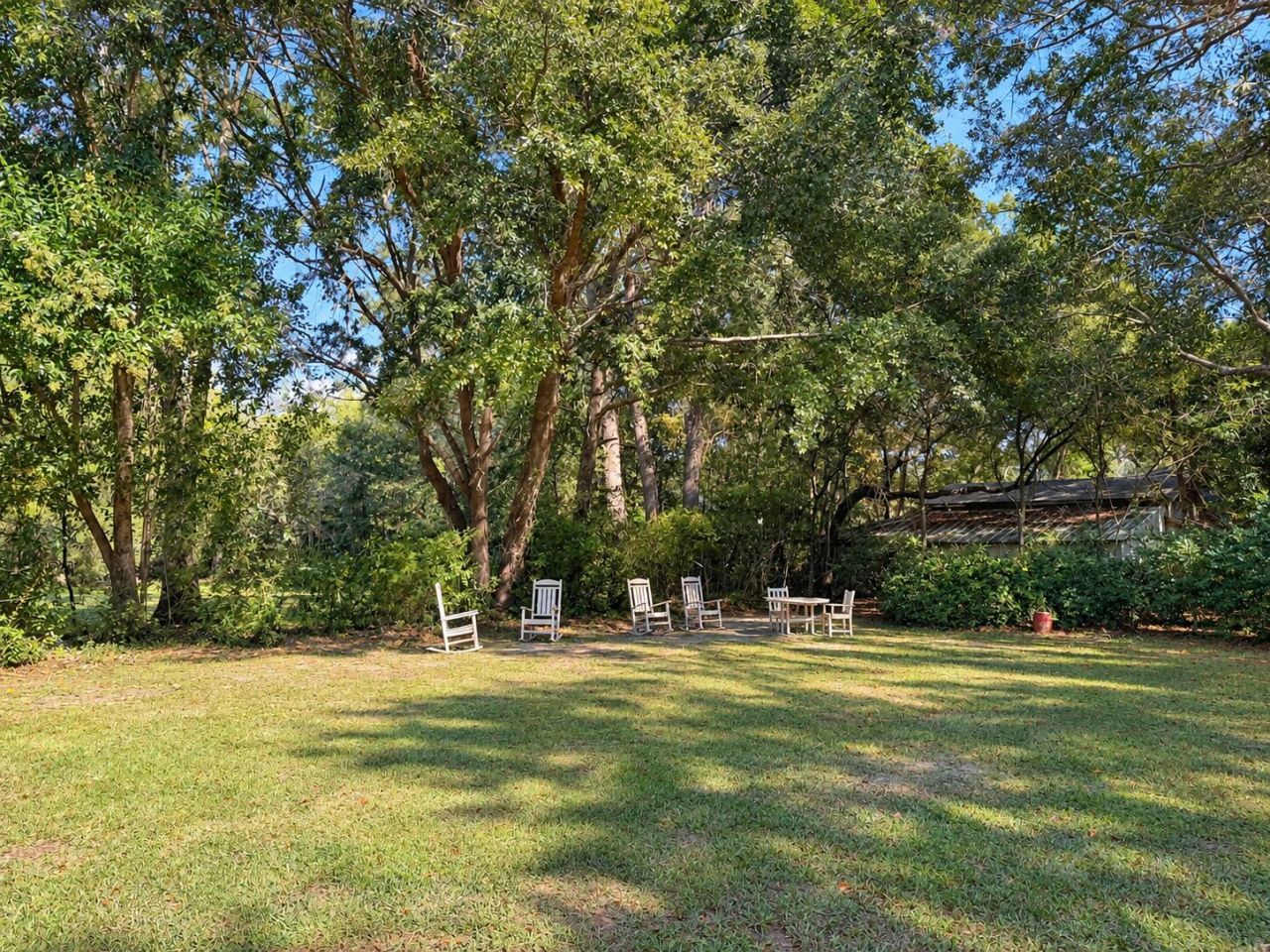 822 Wappoo Road  Photo 5