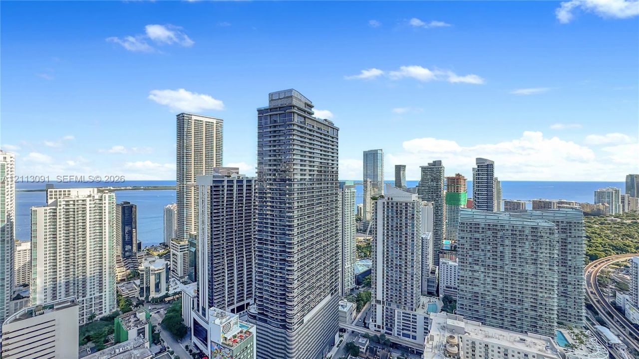 55 SW 9th St , Unit 1802, Miami, FL 33130 Photo
