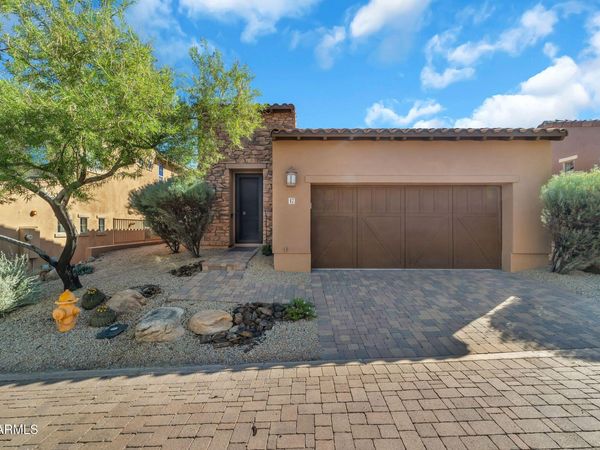 6231 E MARK Way, Unit 17, Cave Creek, AZ 85331