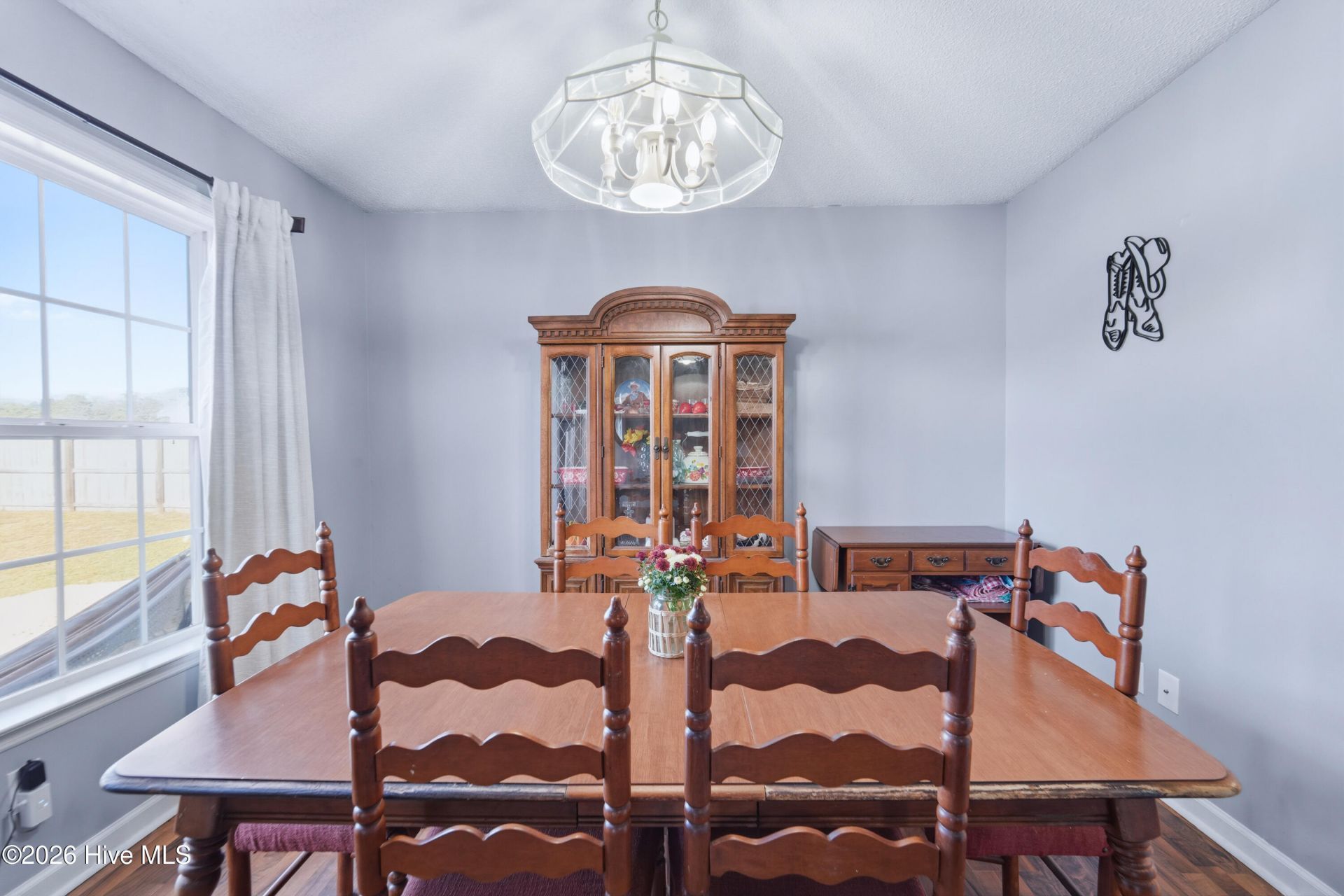 403 Spring Drive  Photo 11