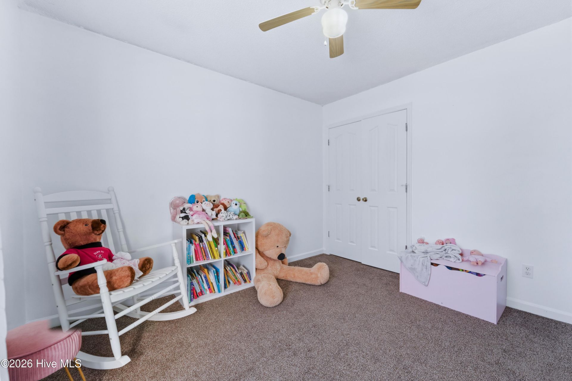 403 Spring Drive  Photo 30