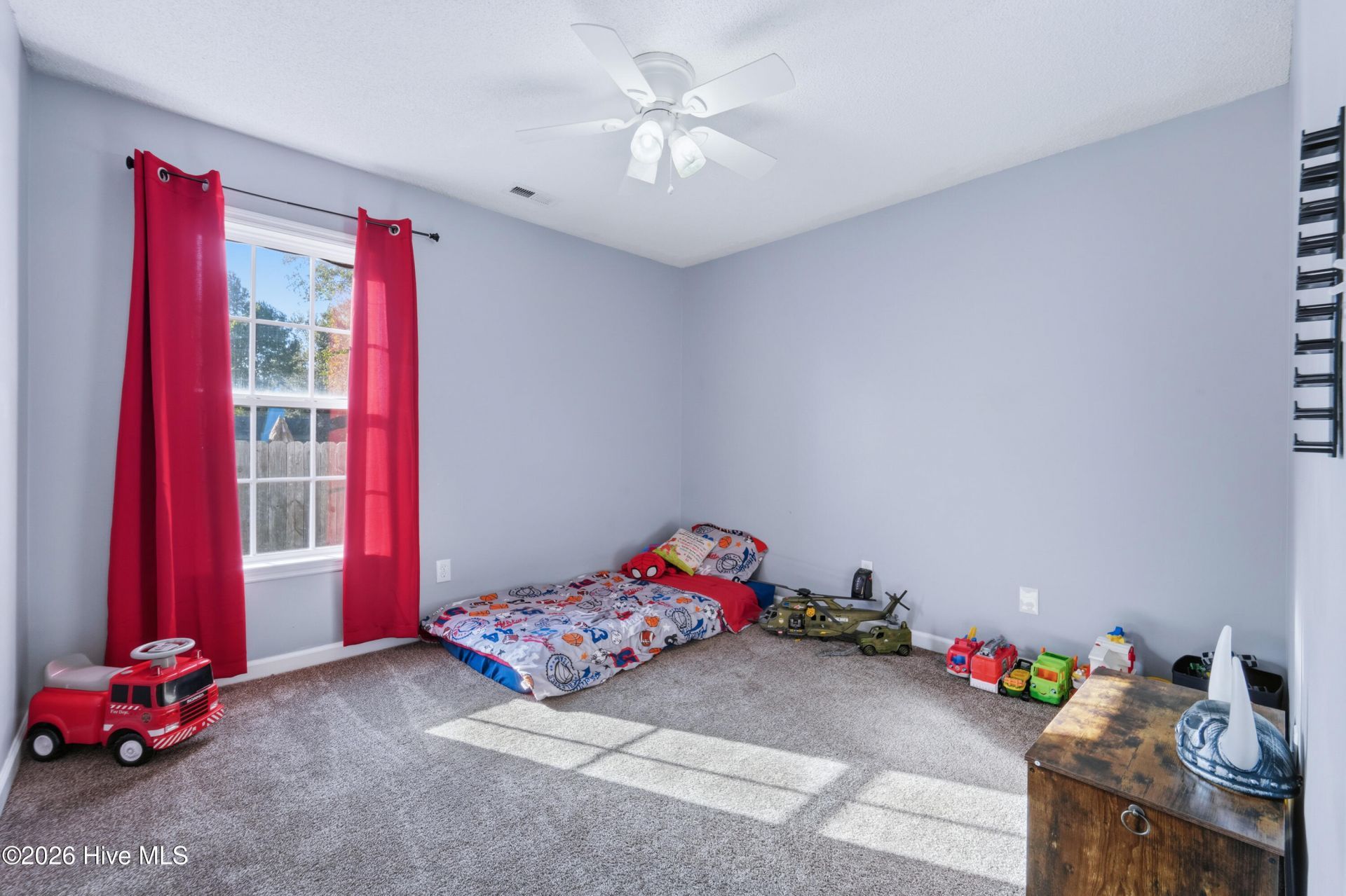 403 Spring Drive  Photo 32