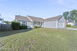 403 Spring Drive  photo 4