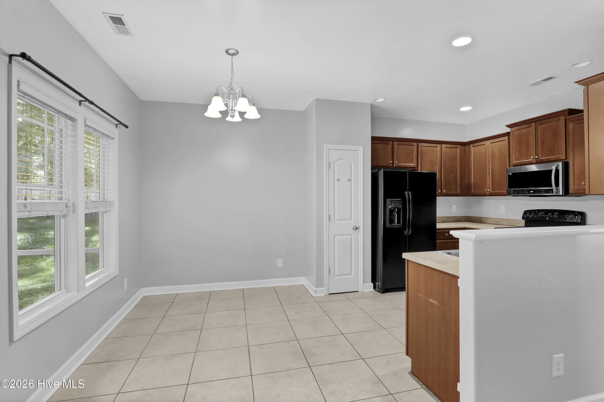 114 Ridge View Drive  Photo 10