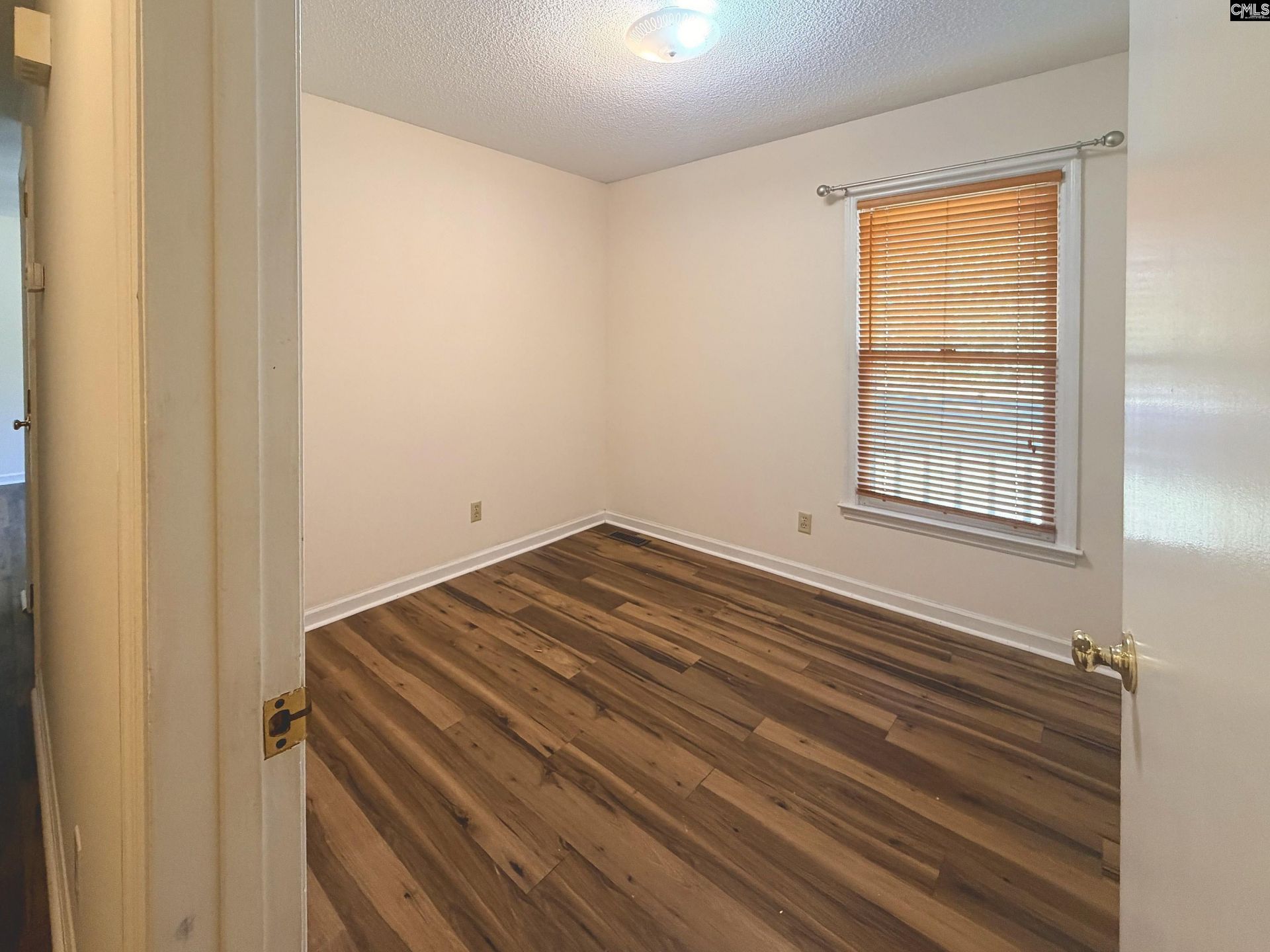1027 Medfield Road  Photo 12