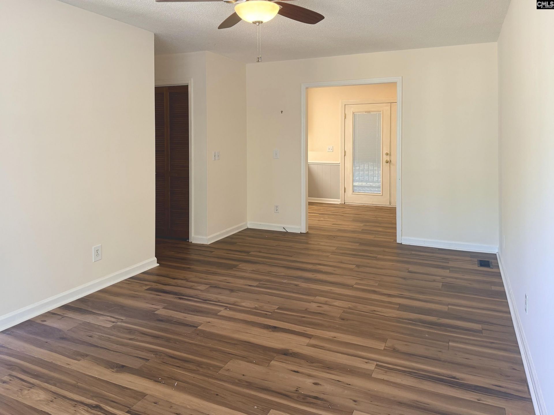 1027 Medfield Road  Photo 6