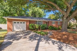 1815 Dunbarton Drive photo 4