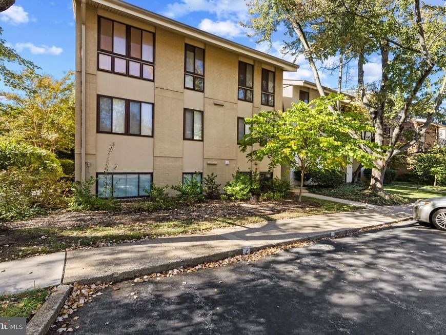 23 Hamill Road , Unit 23E, Baltimore, MD 21210 Main Photo
