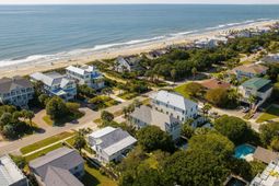 605 Ocean Boulevard photo 4
