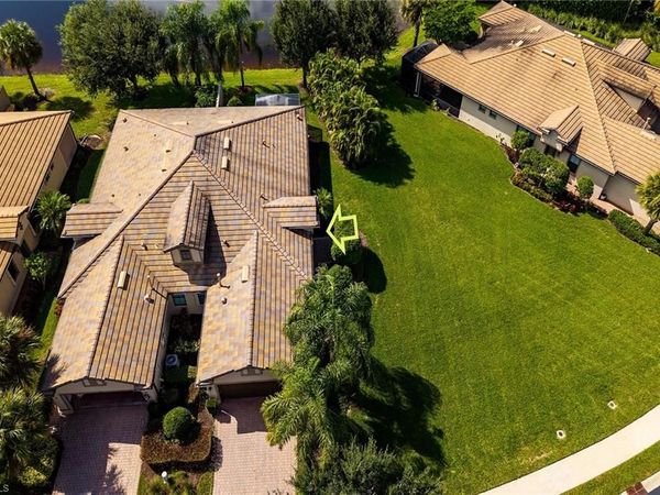 7591 Jacaranda LN , NAPLES, FL 34114