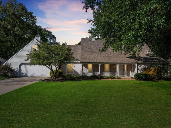 2318 Georgetown Drive , Bartlesville, OK 74006