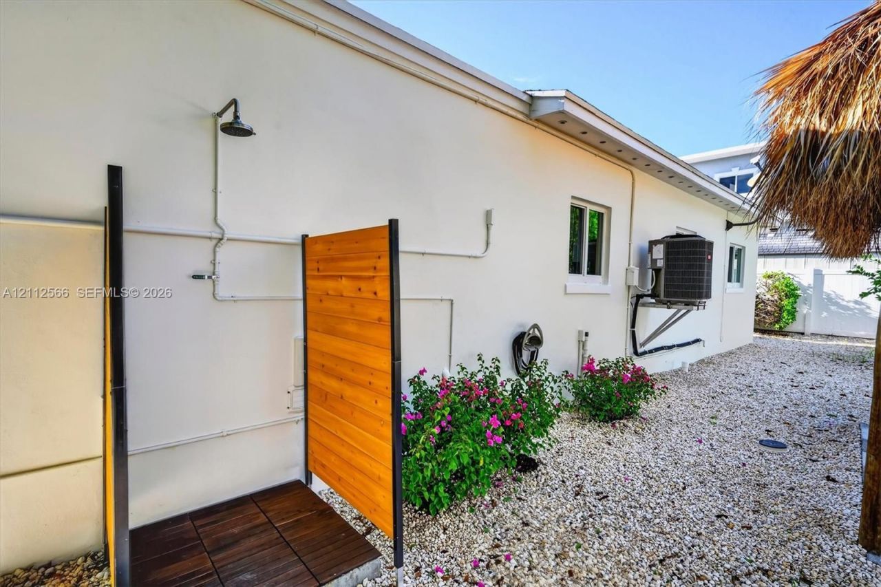 8 Ocean View Blvd , Key Largo, FL 33037 Photo