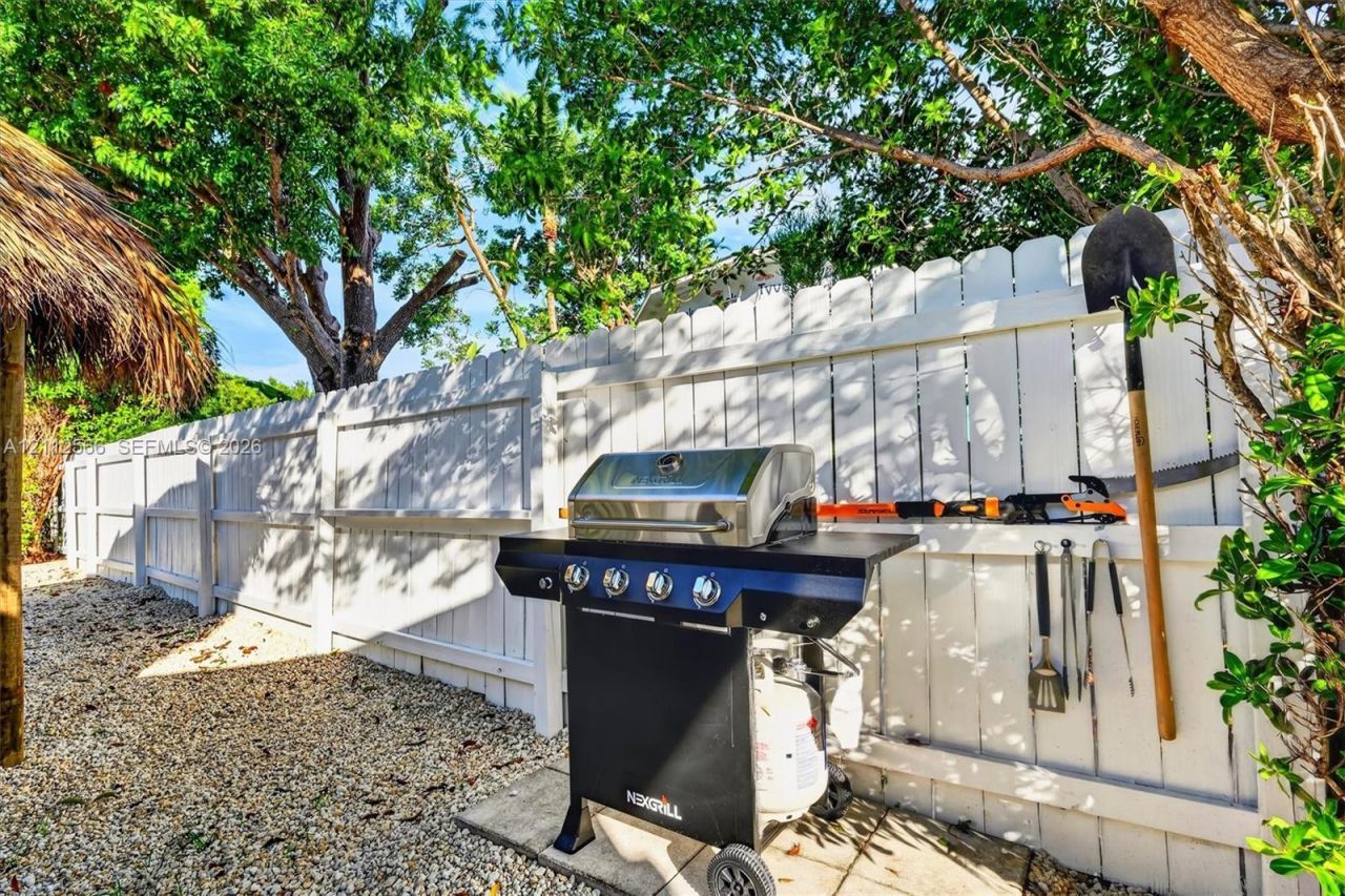 8 Ocean View Blvd , Key Largo, FL 33037 Photo