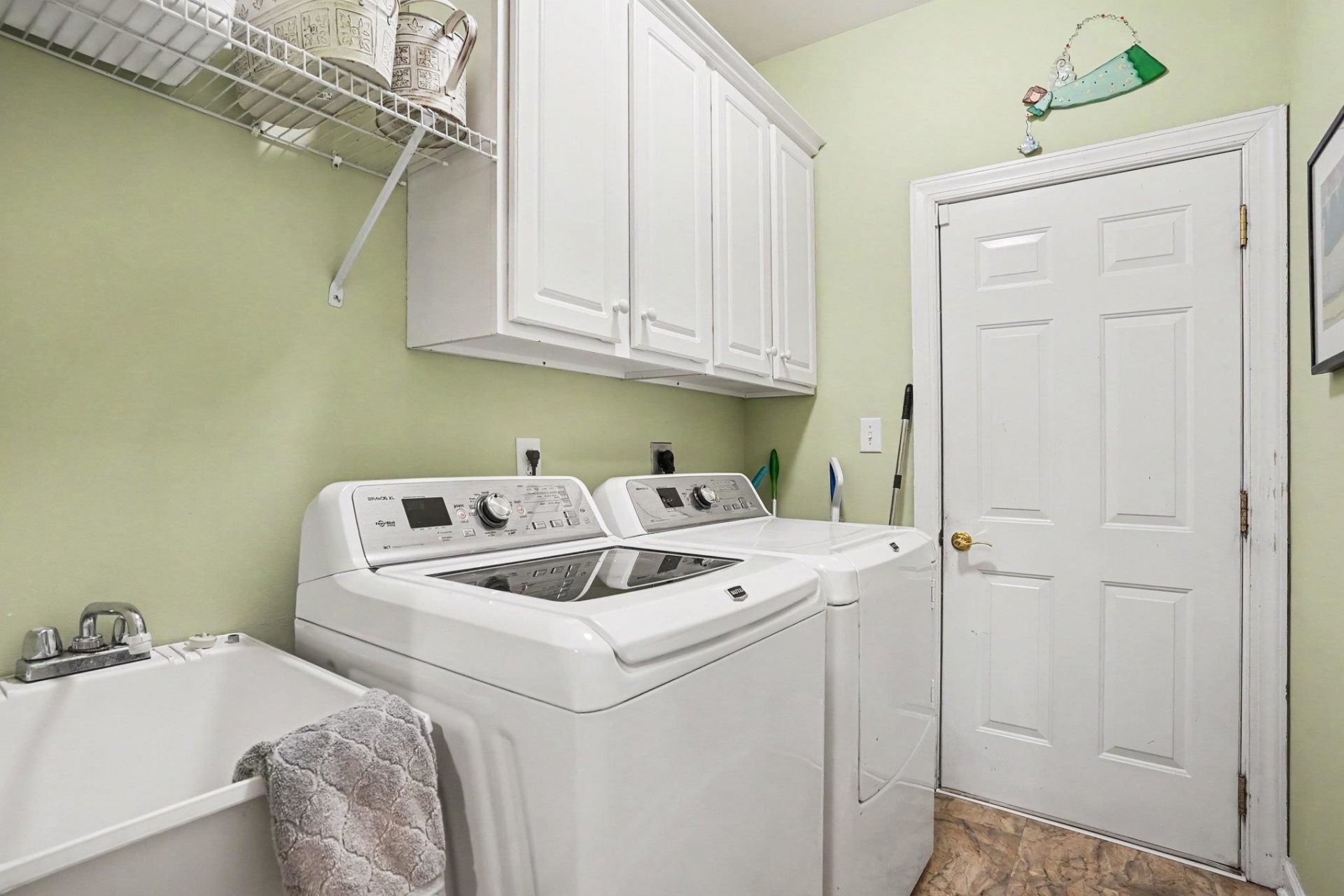 4577 Firethorne Dr. Photo 27