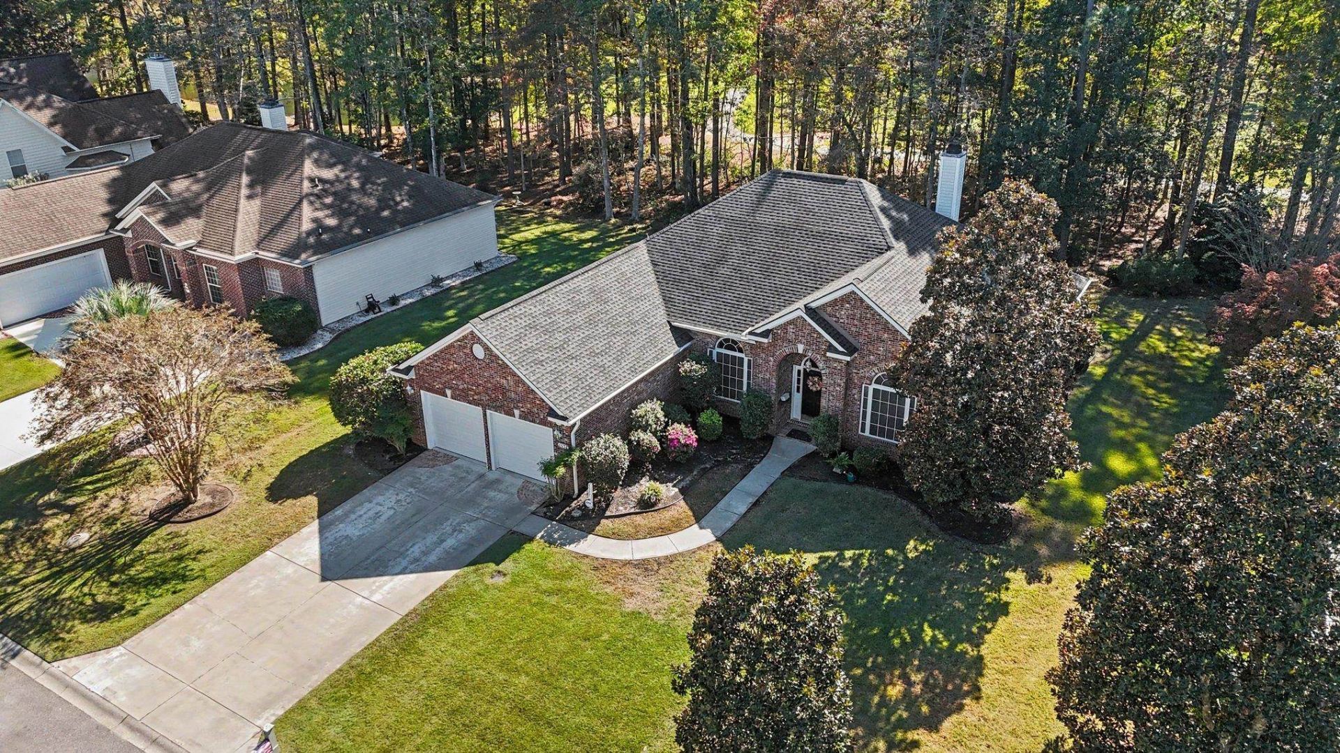 4577 Firethorne Dr. Photo 32