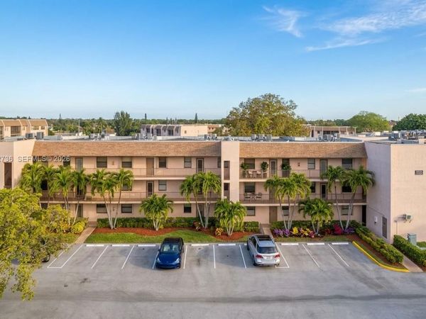 10332 Sunrise Lakes Blvd , Unit 103, Sunrise, FL 33322