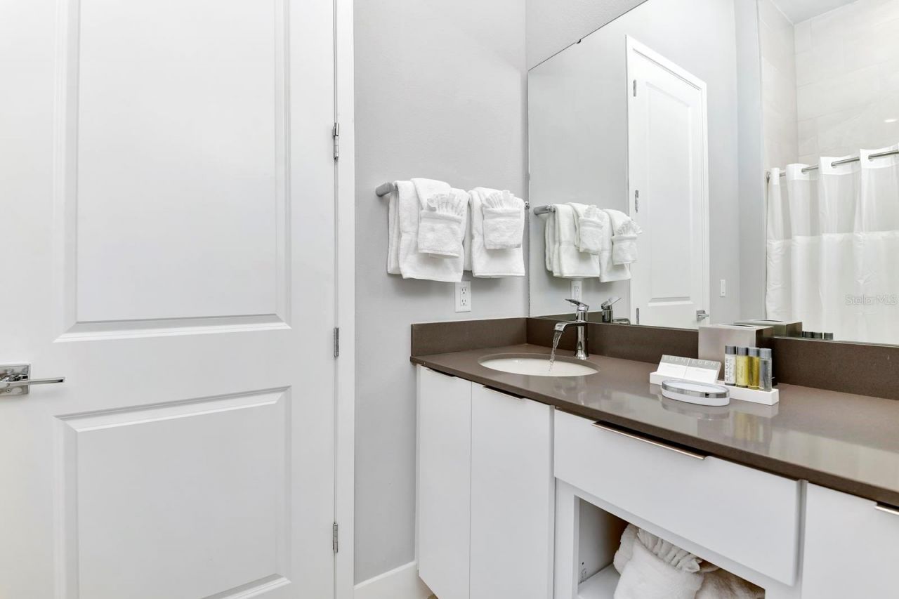 7770 Sandy Ridge Drive , Unit 238, Kissimmee, FL 34747 Photo