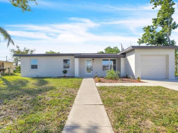 400 DALTON BOULEVARD , PORT CHARLOTTE, FL 33952