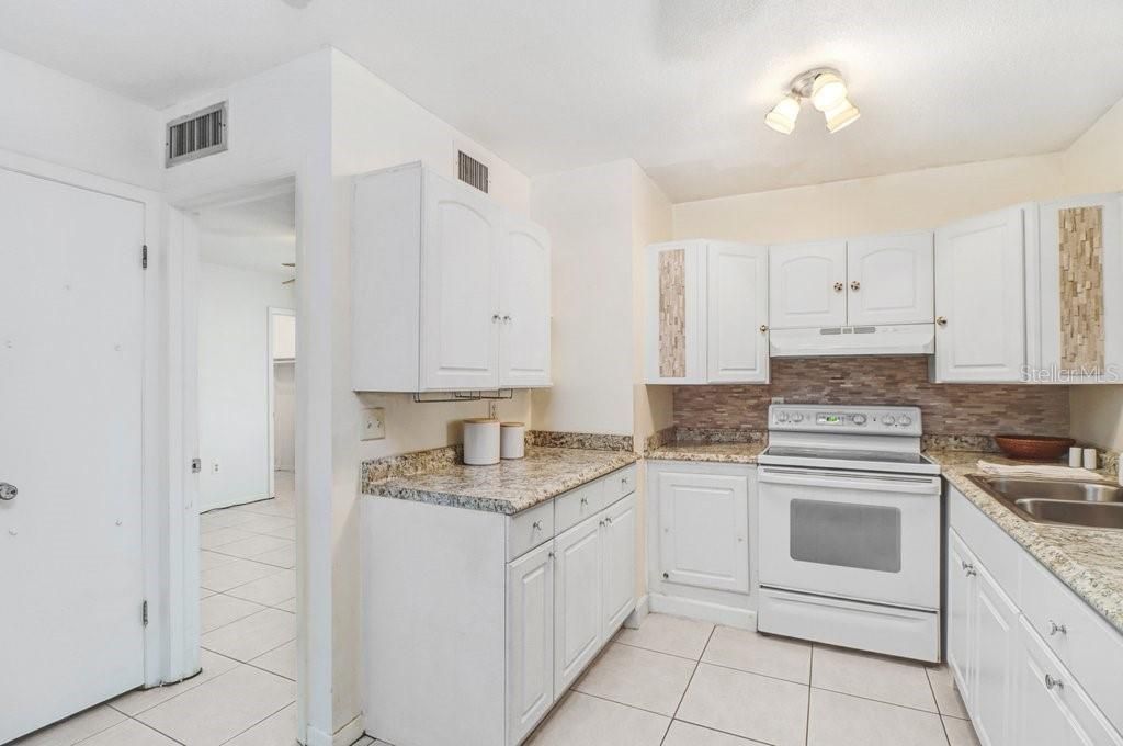 6006 Lilli Way, Bradenton, FL 34207 Photo