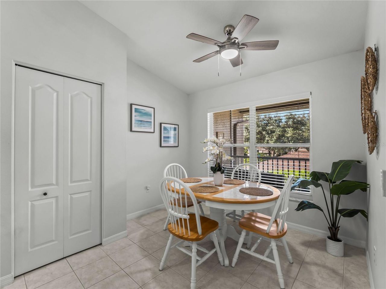 5340 Hyland Hills Avenue, Unit 2422, Sarasota, FL 34241 Photo