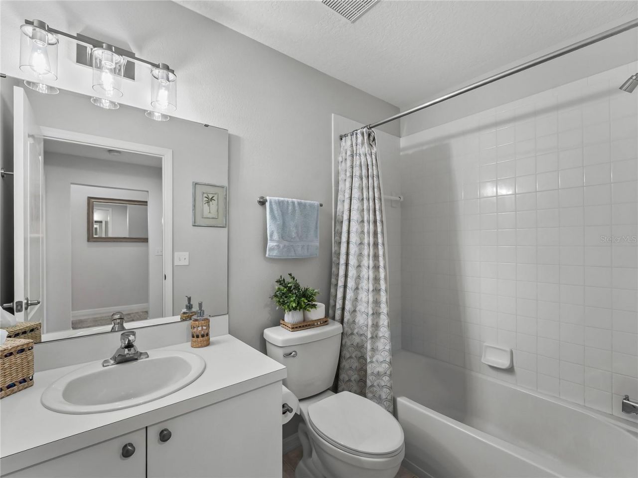 5340 Hyland Hills Avenue, Unit 2422, Sarasota, FL 34241 Photo