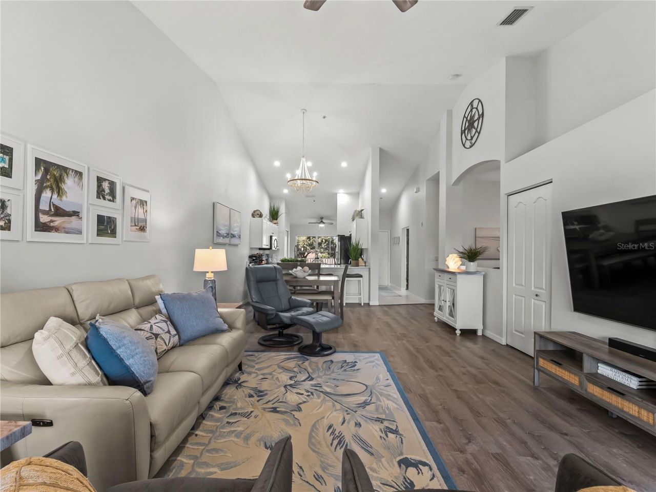 5340 Hyland Hills Avenue, Unit 2422, Sarasota, FL 34241 Photo