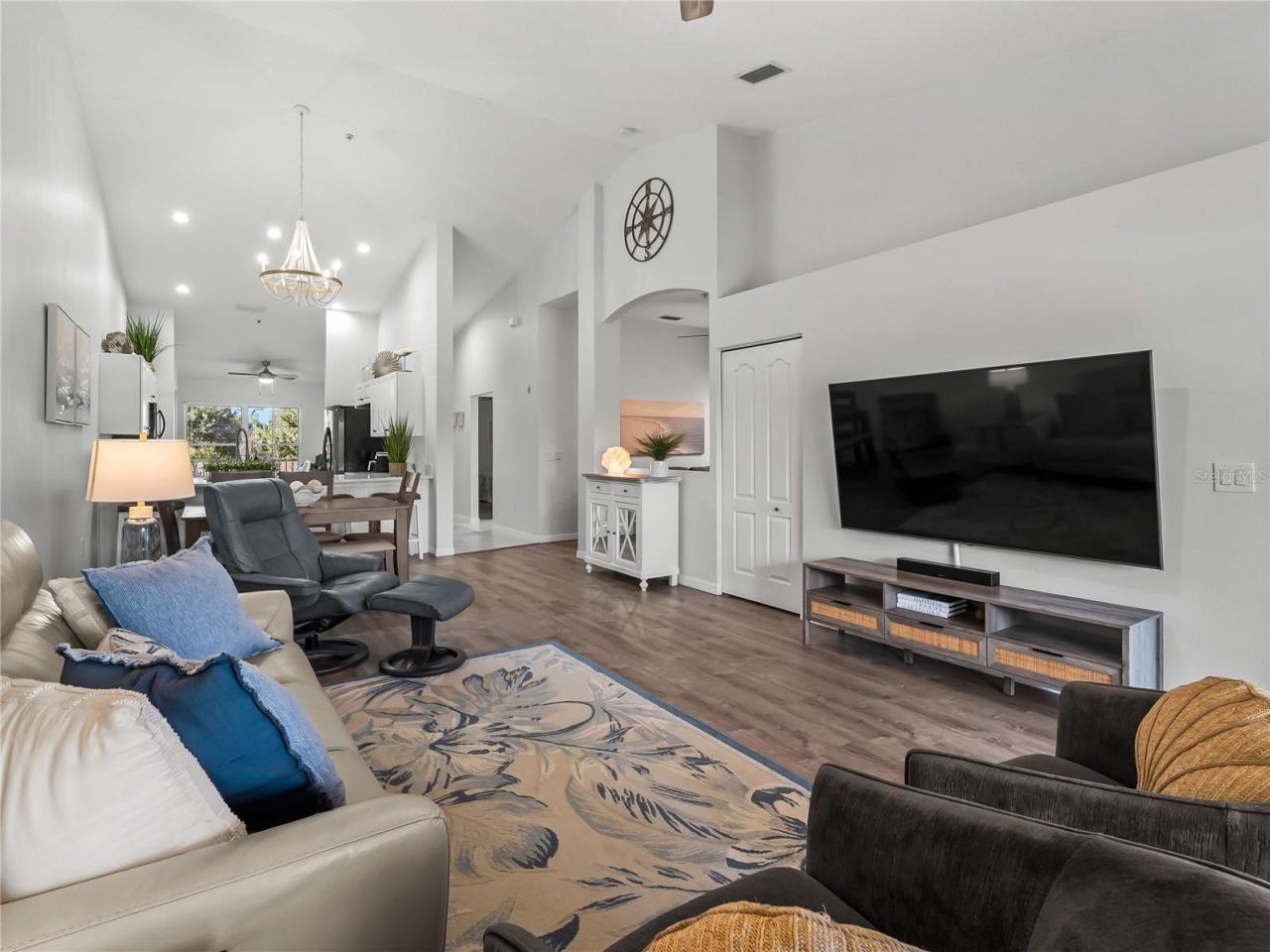 5340 Hyland Hills Avenue, Unit 2422, Sarasota, FL 34241 Photo