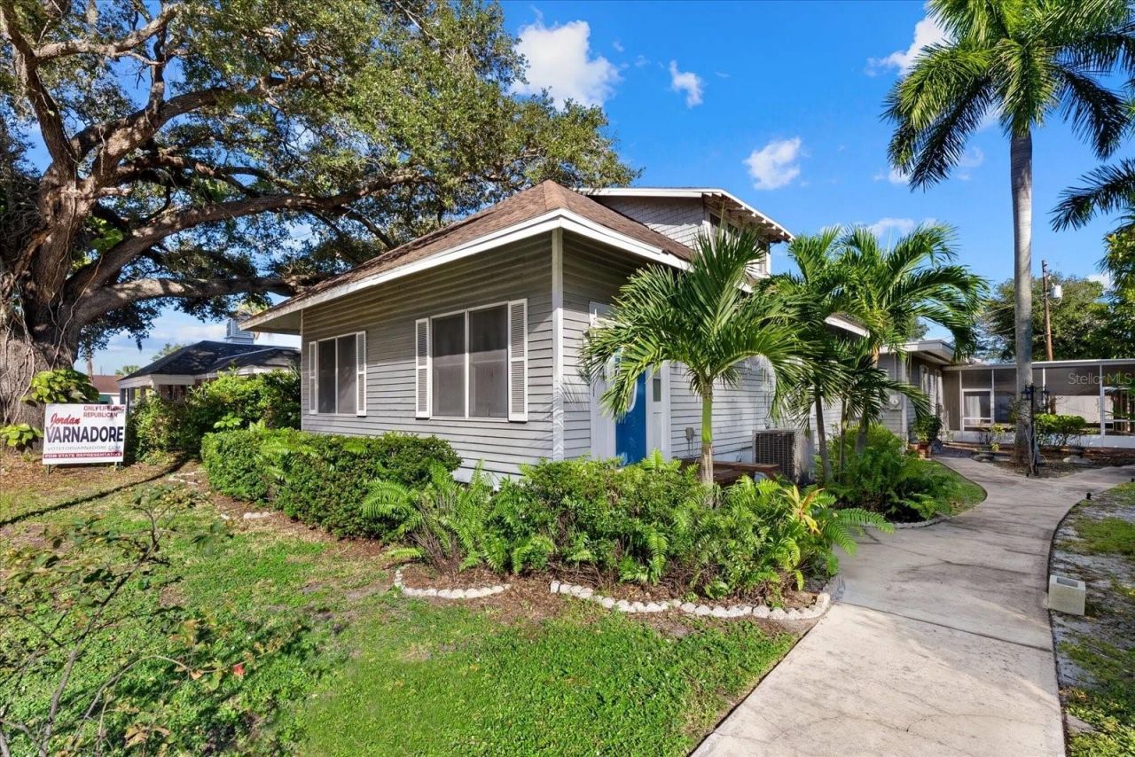 2714 Manatee Avenue W, Bradenton, FL 34205 Photo