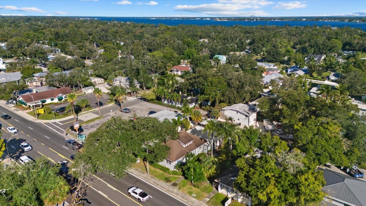2714 Manatee Avenue W, Bradenton, FL 34205 Photo