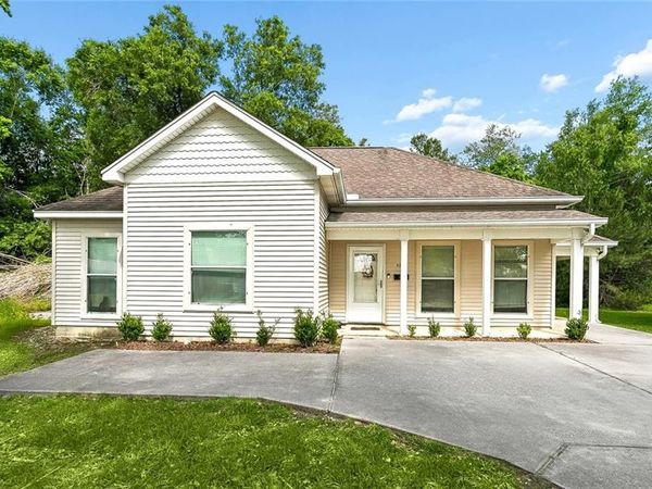 1280 S Walnut Street , Slidell, LA 70460