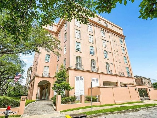 2434 Saint Charles Avenue , Unit Apt 504, New Orleans, LA 70130