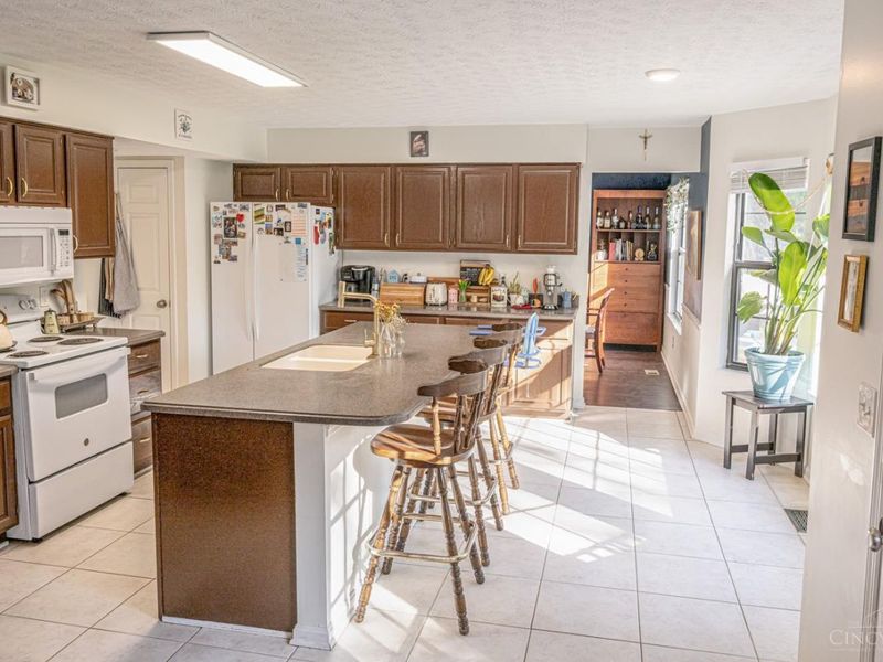 680 Golf View Court, Vandalia, OH 45377 Photo 9