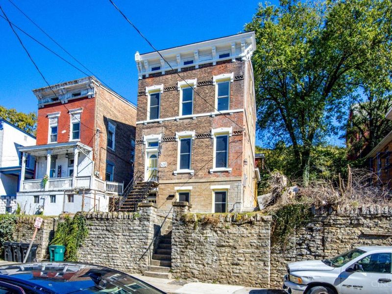 628 Delhi Avenue, Cincinnati, OH 45204 Photo 3