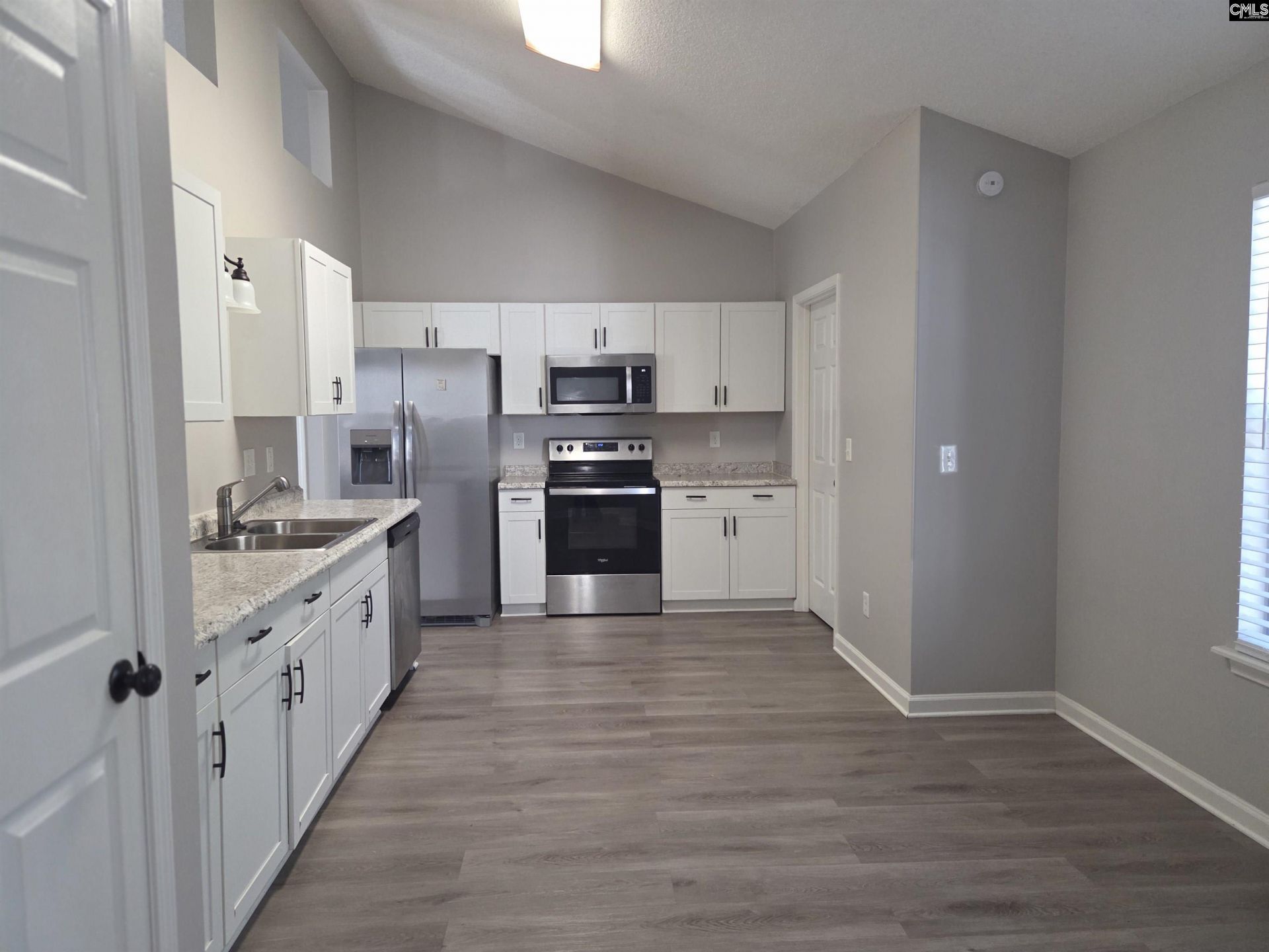 12 Red Cedar Drive Photo 5