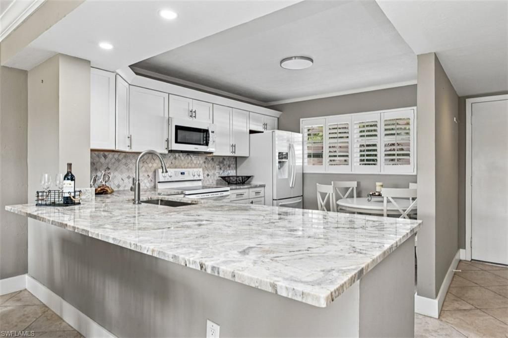 307 Goodlette-frank Rd S, Unit B206, Naples, FL 34102 Photo