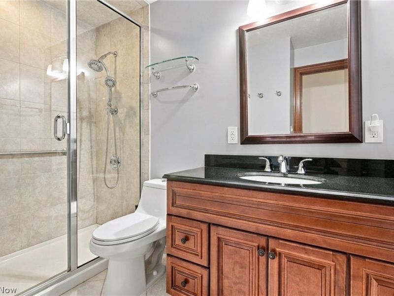 28400 S Woodland Road, Pepper Pike, OH 44124 Photo 36