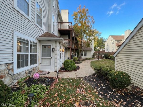 28140 Detroit Road , Unit B2, Westlake, OH 44145