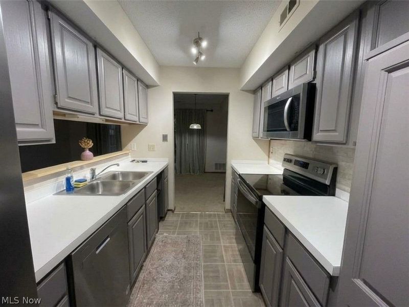 28140 Detroit Road , Unit B2, Westlake, OH 44145 Photo 13