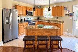 2427 Huntington Circle  photo 4