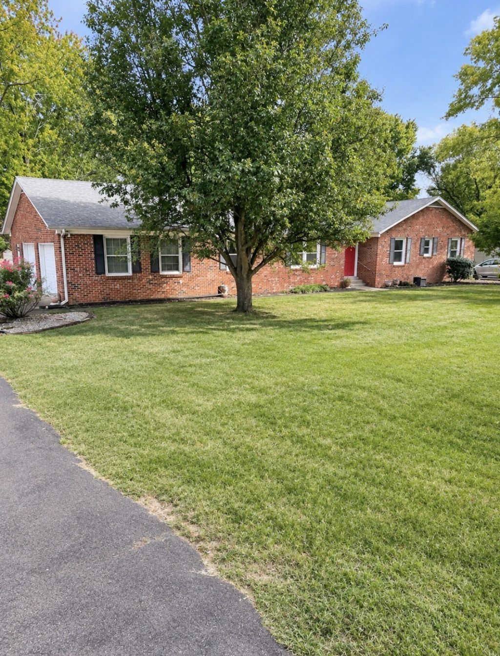 643 Rampart Ln , Murfreesboro, TN 37128 Main Photo