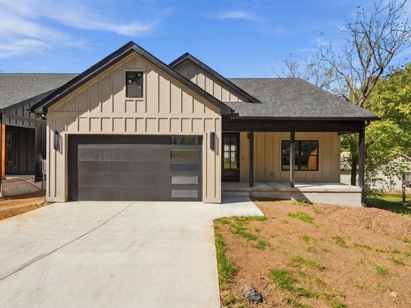 1319 Labrea Drive, Chattanooga, TN 37421