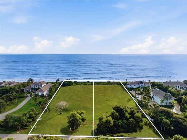 672 Ocean Road, Indian River Shores, FL 32963