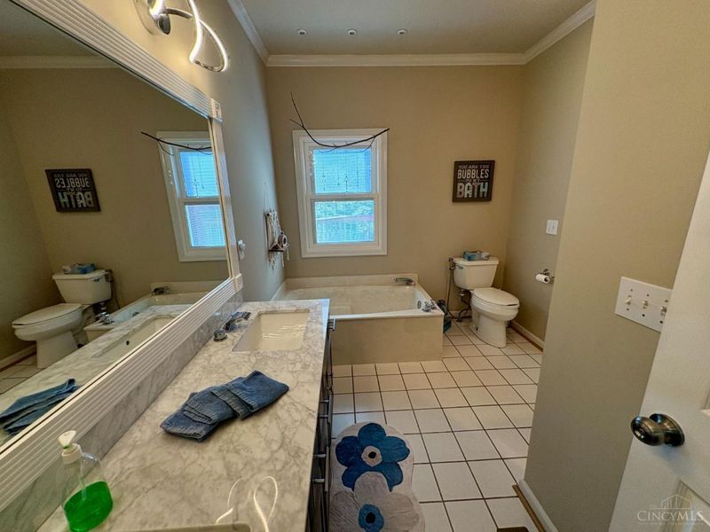 985 Ridgefield Road, Hamilton, OH 45013 Photo 24