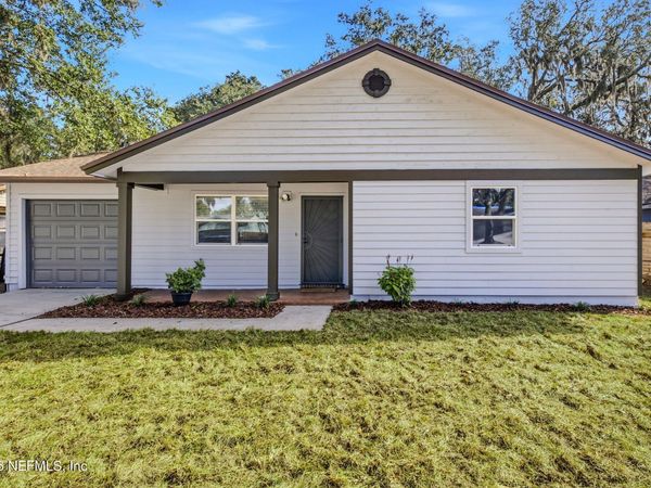2183 CYPRESS LANDING Drive, Jacksonville, FL 32233