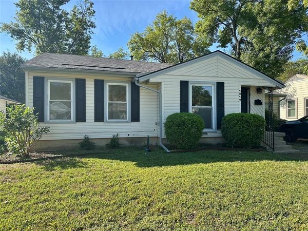 1212 Britt Drive, Arlington, TX 76013