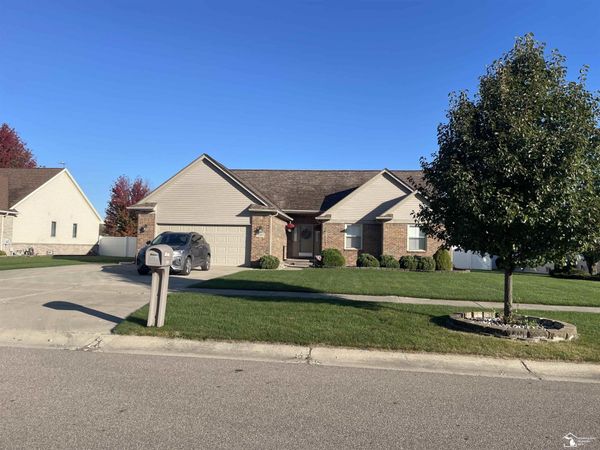 4387 Quail Ridge Lane, Newport, MI 48166